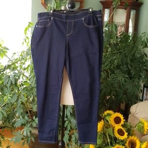 Nwot Maurices straight leg stretch heans